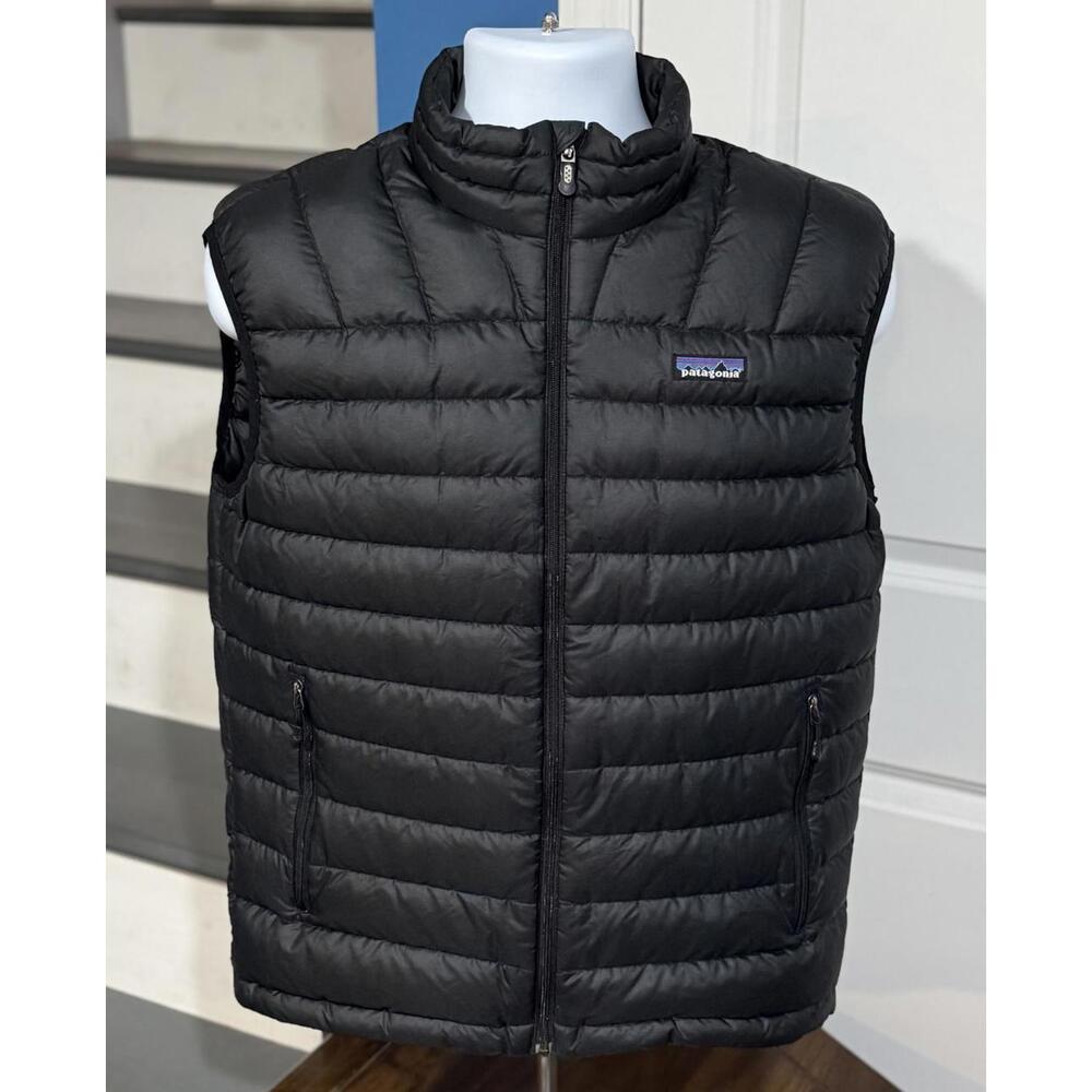 Men's Size Small Patagonia Goose Down Sweater Puffer Full Zip Black Jacket!